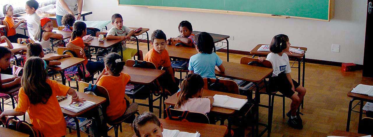 Enfants en classe